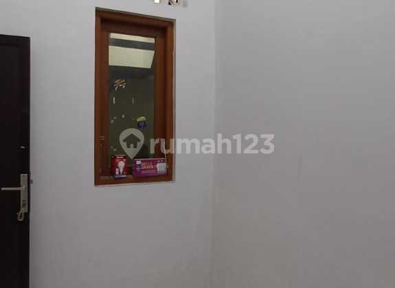 Dijual Cepat Rumah Bagus Rapih Siap Huni di Pulo Gebang Permai 7
