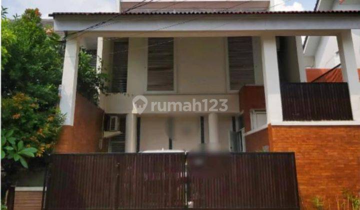 Dijual Rumah Semi Furnished di Kemang Pratama Bekasi 1