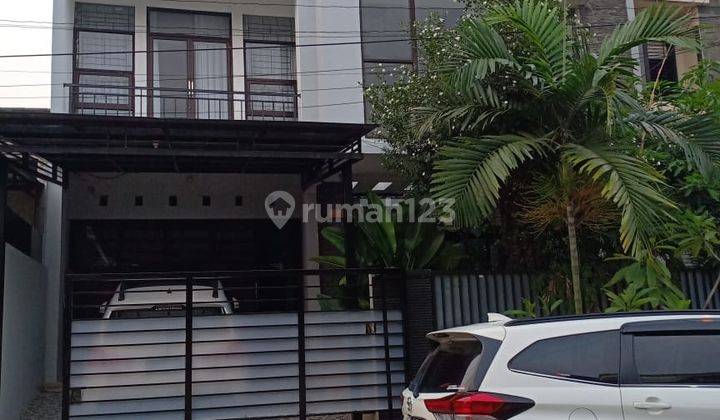 Dijual Rumah 2 Lantai Kemang Pratama Golf Bekasi 1