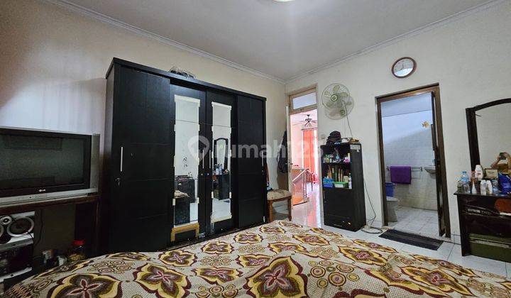 Dijual Rumah Bagus Siap Huni di Taman Modern Jakarta Timur 2