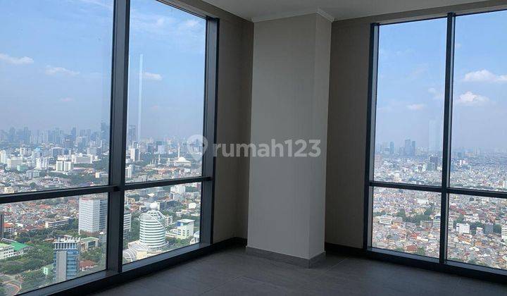 Apartemen 4BR Modern di Condominium Azzure Menara Jakarta, Kemayoran Jakarta Pusat  1