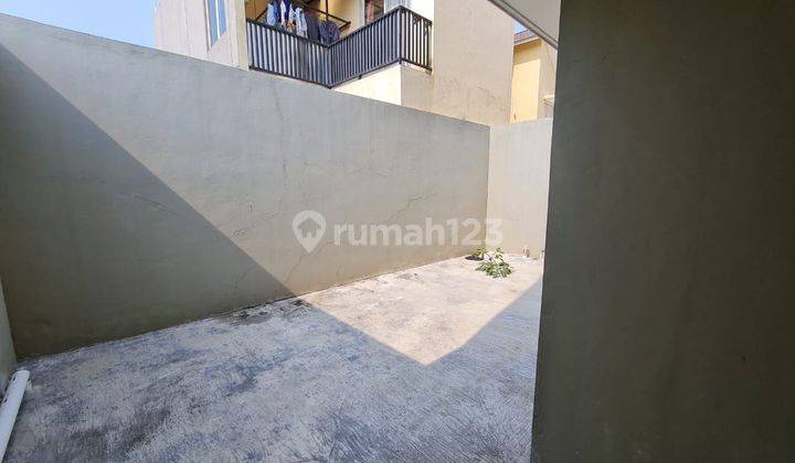 Rumah Minimalis Bagus Siap Huni di South Thames Jgc Cakung Jakarta Timur 2