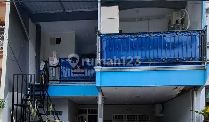 Dijual Rumah Berlokasi Strategis Siap Huni di Komplek Walikota Jakarta Utara Dijual Rumah Berlokasi Strategis Siap Huni di Komplek Walikota Jakarta Utara