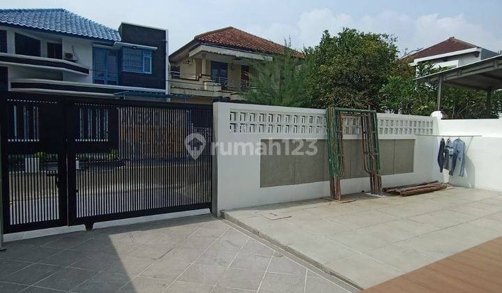 Rumah Bergaya Modern Dan Bagus Siap Huni di Taman Modern Cakung 2