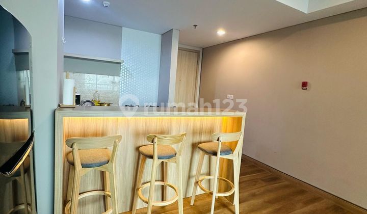 Apartemen Full Furnish Holland Village Lantai 52 - 2+1 BR, View City & Sea!