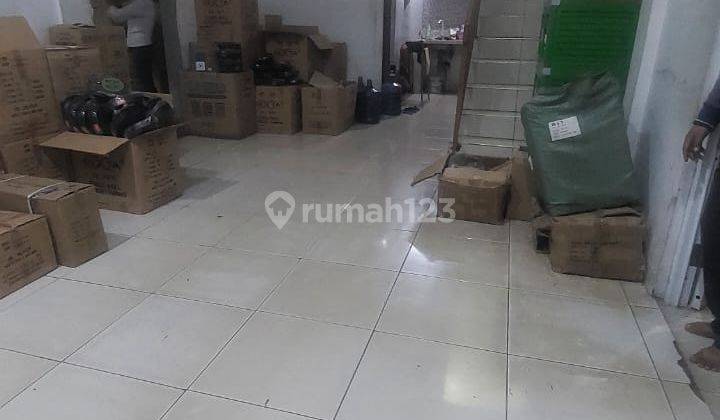 Ruko Gandeng Lokasi Strategis Siap Pakai di Harapan Indah Bekasi 1