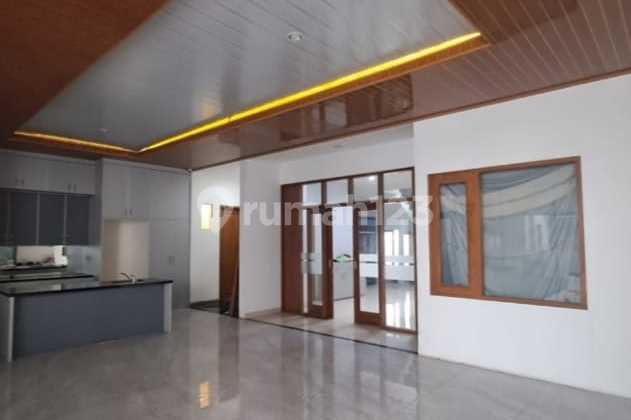 Rumah Sudah Renovasi Siap Huni di Cluster Jura Cakung Jakarta Timur - Akses Mudah