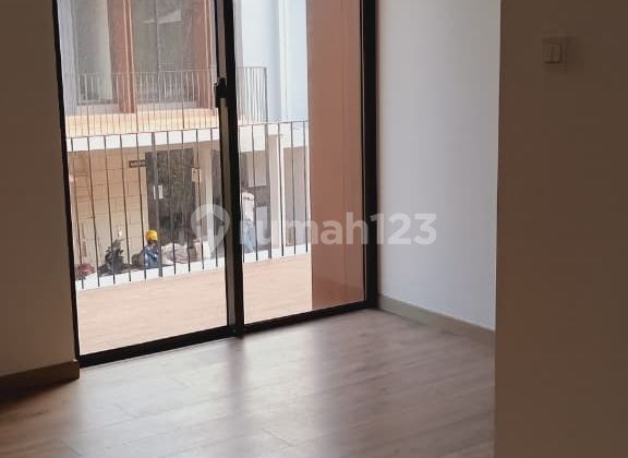 Rumah Minimalis Dengan Attic Room dan Sky Balcony di Cakung, Jakarta Timur 2