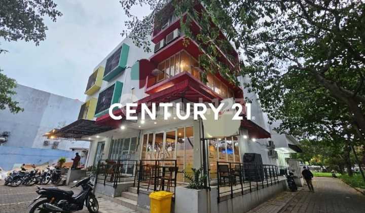 Dijual Ruko 3 Lantai Murah Include Peralatan Cafe di Sentra Timur