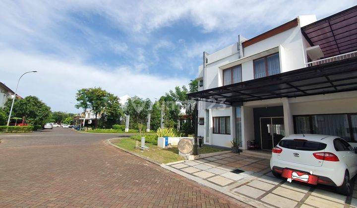 Rumah Hook Dan Bergaya Modern di Cluster Lantana Jgc Cakung Jakarta Timur 1