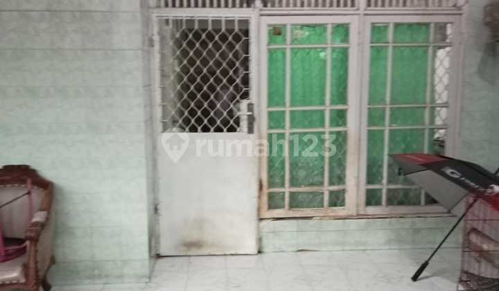 Rumah Luas Harga Menarik di Taman Harapan Baru Bekasi