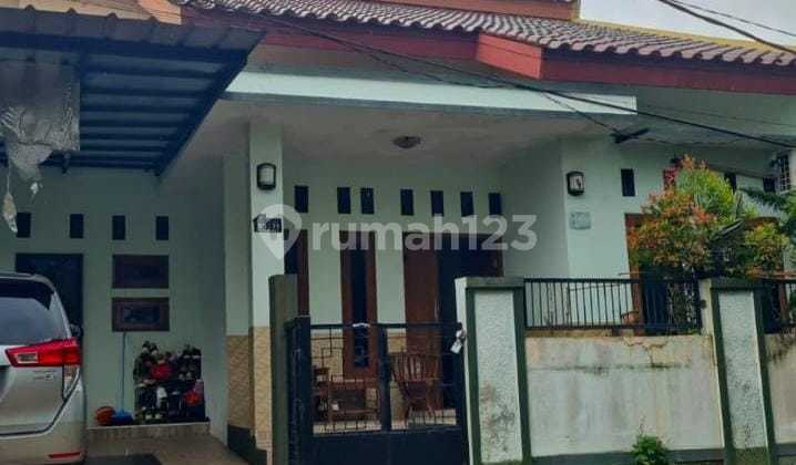 Rumah Bagus dan Strategis Siap Huni di Pondok Gede Bekasi