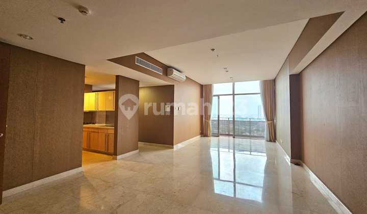 Apartemen 4BR Mewah dan Semi Furnished Siap Huni di The Summit Summmarecon Kelapa Gading Jakarta Utara 1