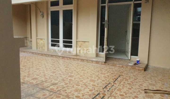 Newly Renovated House Ready to Occupy in Citra Garden 5 West Jakarta Newly Renovated House Ready to Occupy in Citra Garden 5 West Jakarta