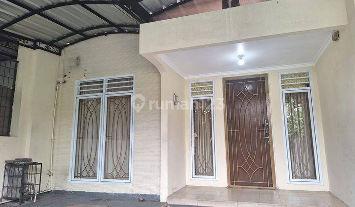 Rumah Bagus Dan Nyaman di Metland Menteng Jakarta Timur 1