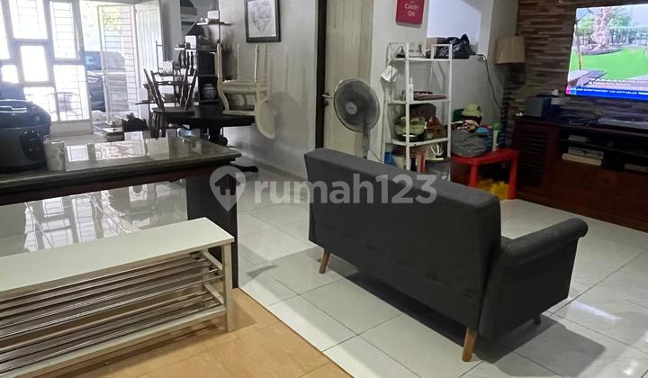 Dijual Rumah Siap Huni di Metland Menteng Jakarta Timur - Desain Modern, Lokasi Strategis 2