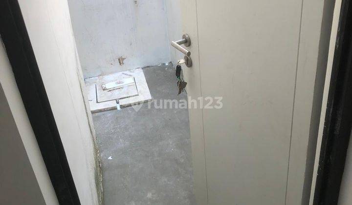 Rumah Minimalis Cantik Strategis di Sevilla Raya Jababeka Cikarang 2