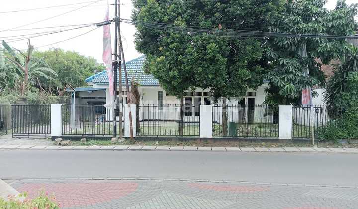 Lahan Usaha Premium Pinggir Jalan Raya Ciputat Timur - Cocok untuk Cafe, Ruko & Kuliner