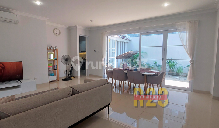Rumah Tipe Granada Gading Serpong Paramount Tipe 12 11