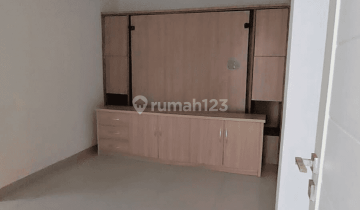 Gading Serpong Rumah Modern Minimalis Siap Huni Dekat Mall 4