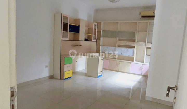 Gading Serpong Rumah Modern Minimalis Siap Huni Dekat Mall 5