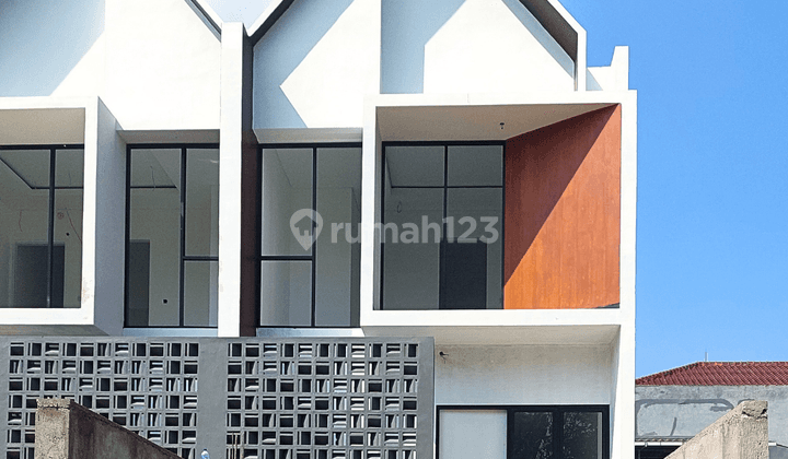 Griya Loka Bsd City Rumah Baru Modern 4 Kamar Tidur 1