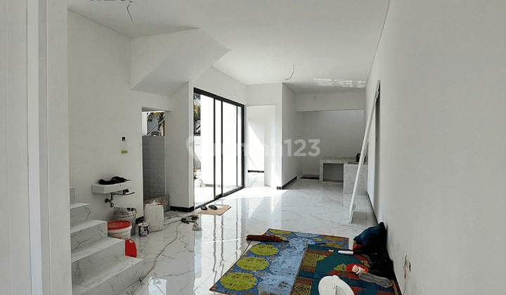 Griya Loka Bsd City Rumah Baru Modern 4 Kamar Tidur 2
