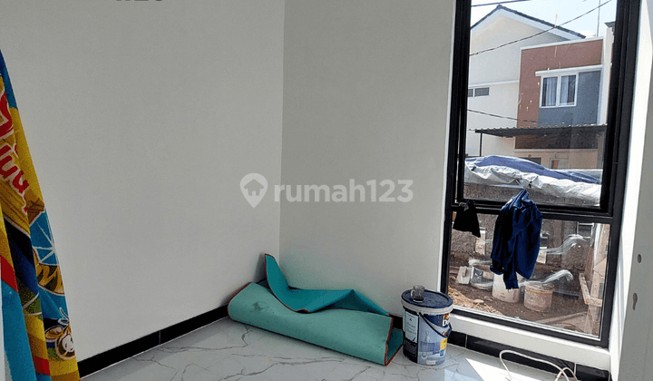 Griya Loka Bsd City Rumah Baru Modern 4 Kamar Tidur 5
