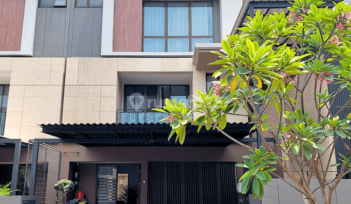 Rumah Semi Furnished 3 Lantai Bagus The Zora Bsd City 1