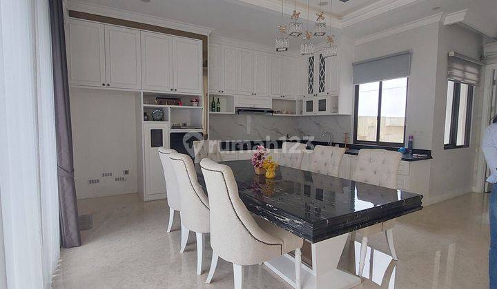 Rumah Semi Furnished 3 Lantai Bagus The Zora Bsd City 2