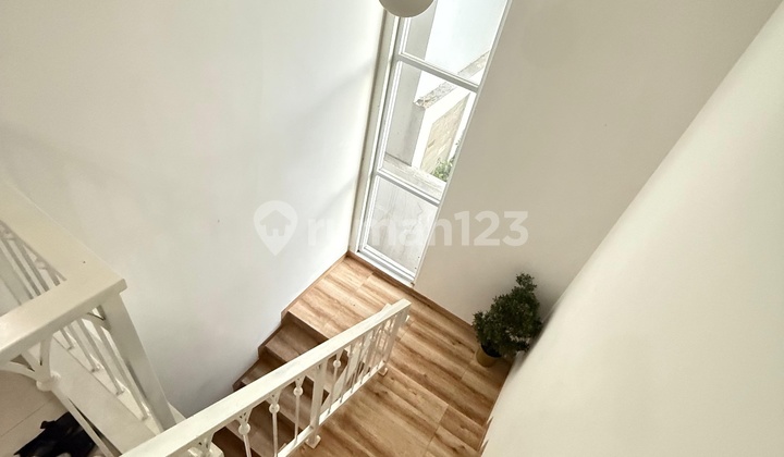 Beautiful House in Sariwangi Complex Semi-Furnished 2 Floors 2