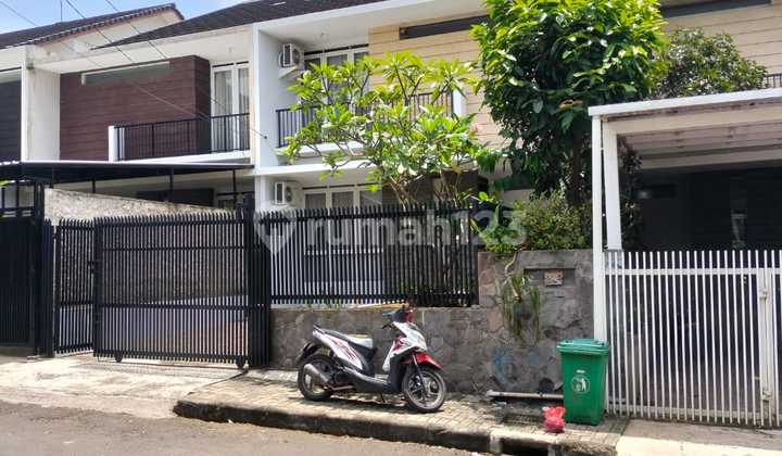 Rumah Exclusive Sarijadi Selangkah Kampus Polban Jarang Ada Rumah Exclusive Sarijadi Selangkah Kampus Polban Jarang Ada