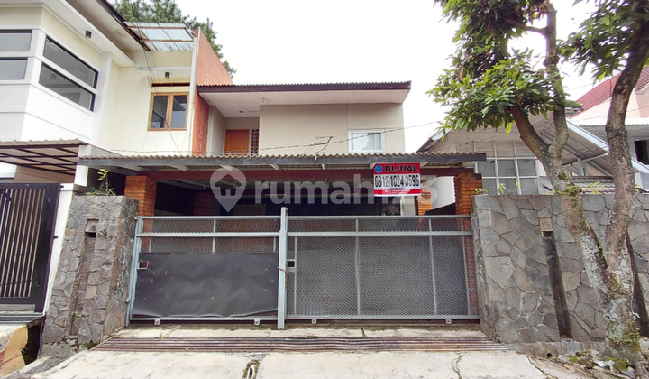 Rumah Exclusive Setraduta Bandung Siap Huni Sangat Strategis Rumah Exclusive Setraduta Bandung Siap Huni Sangat Strategis
