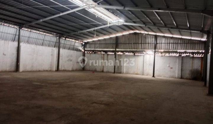 Disewakan Gudang Luar Kawasan Jababeka Luas 1300 M2 1