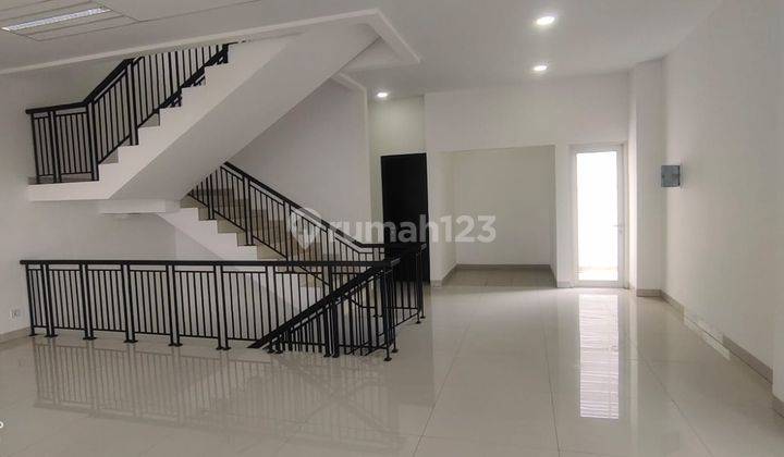 Di Jual Cepat Ruko Exclusive Dan Strategis Siap Dipakai Di Fbl Foresta Bsd Harga Nego 5