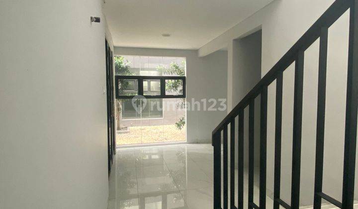 Dijual Cepat Ruko Exclusive Strategis di Fbl 6 Canopy Harga Masih Nego Keras 18