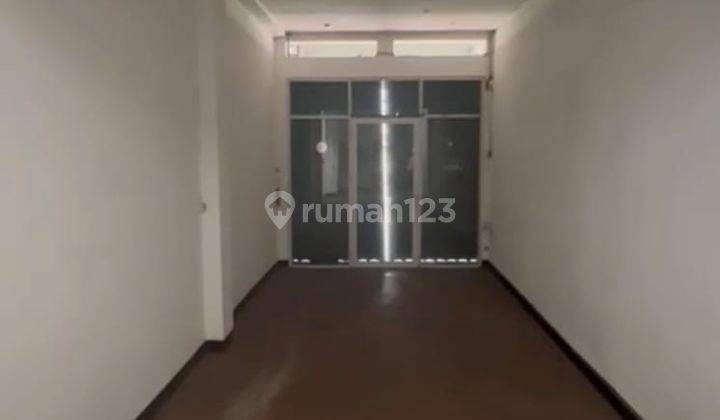 Disewakan Ruko di Jalan Jakarta Mainroad Antapani 1