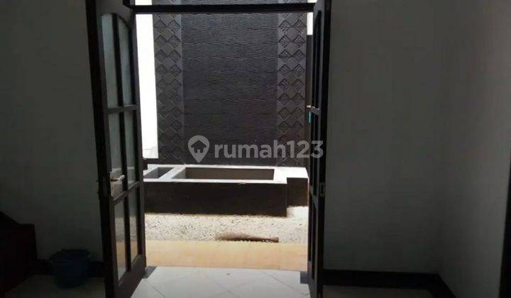 Rumah 2 Lantai Luas Dan Nyaman di Buah Batu Margacinta Bandung 4