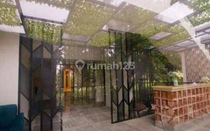 Rumah Hook 3 Lantai Terawat Nyaman di Setrawangi Bandung 2