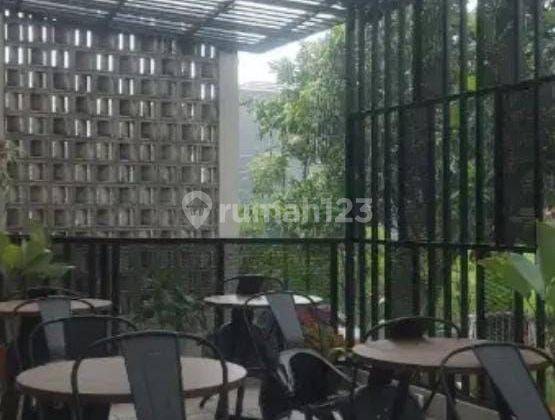 Rumah Hook 3 Lantai Terawat Nyaman di Setrawangi Bandung 1