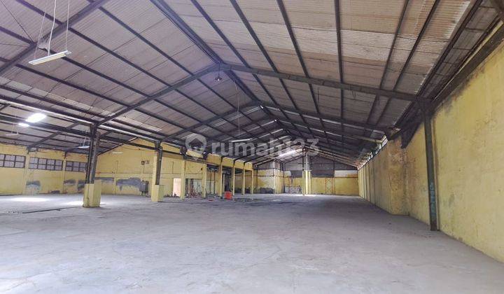 Gudang Siap Huni Lokasi Strategis di Mainroad Kiaracondong  1