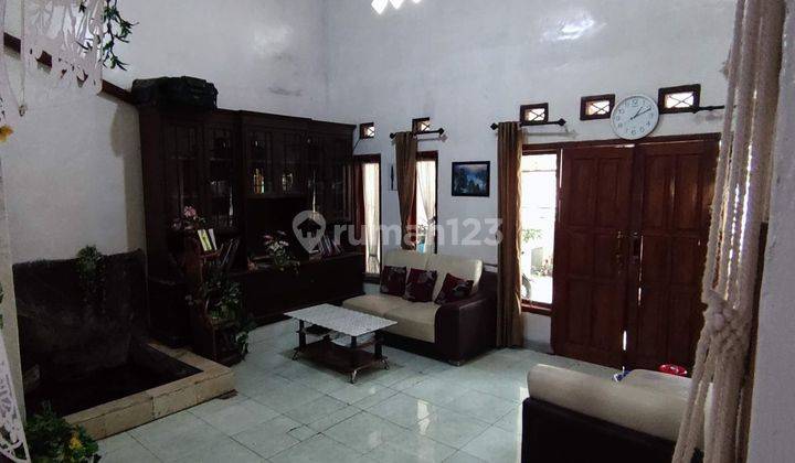 Dijual Rumah Minimalis Posisi Hook Nyaman Asri di Griya Bandung Indah  1