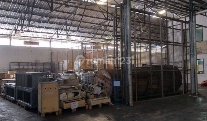 Gudang Plus Kantor Strategis di Rawamangun Posisi Hoek di Jakarta Timur  2