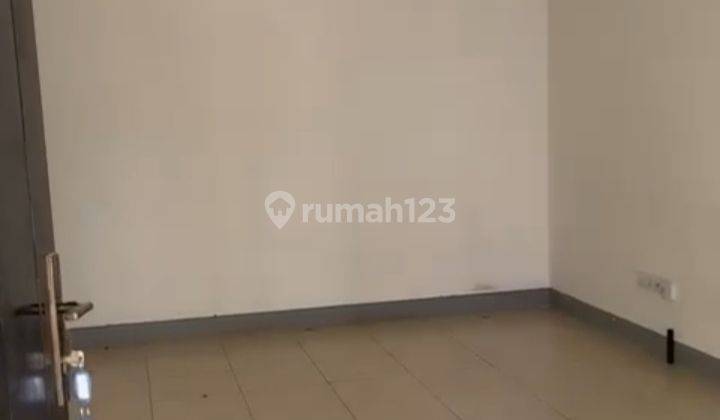 ruang tamu dijual rumah cluster siap huni