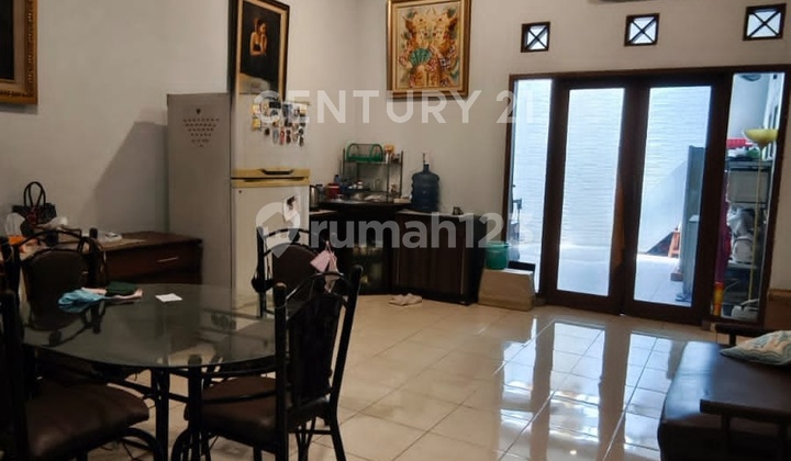 ruang tamu dijual rumah bagus 2lt tanah