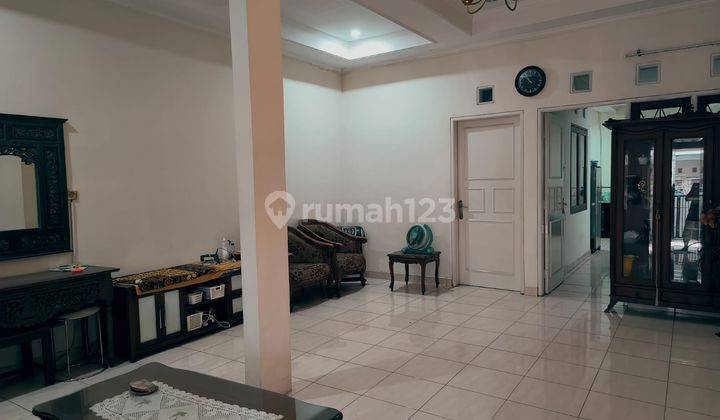 Rumah Sewa Murah di Boulevard Hijau Kota Harapan Indah Bekasi  2