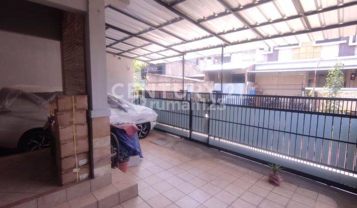 tampak depan dijual rumah bagus 2lt tanah