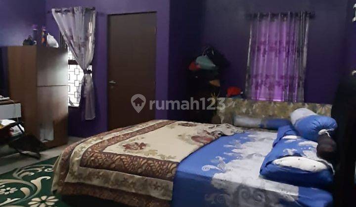 Di Sewa Rumah 2 Lantai 80 juta pertahun 9