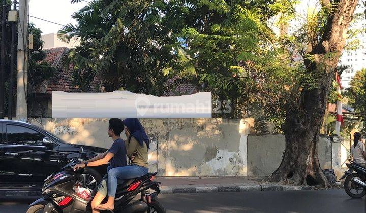 Dijual Rumah Tua Hook di Jalan Utama Cempaka Putih, Jakarta Pusat 1