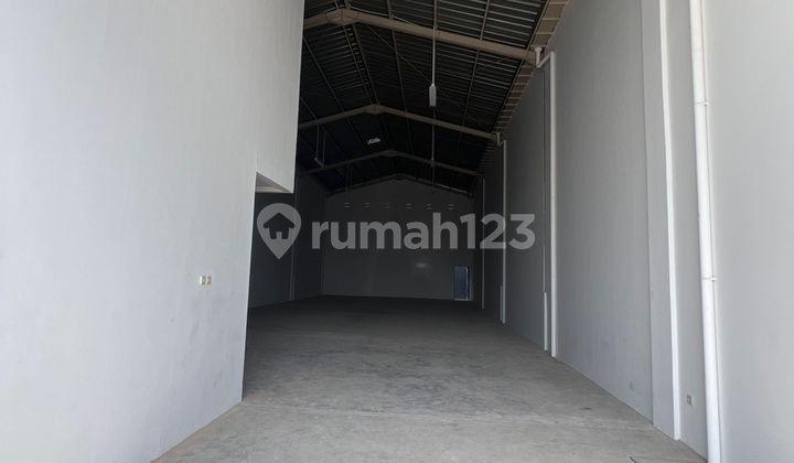 Warehouse and 2-Storey Office Near Airport Ready-to-Use Container Tangerang